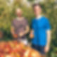 Regionales Schulobst Team Feldling auf Apfel Plantage