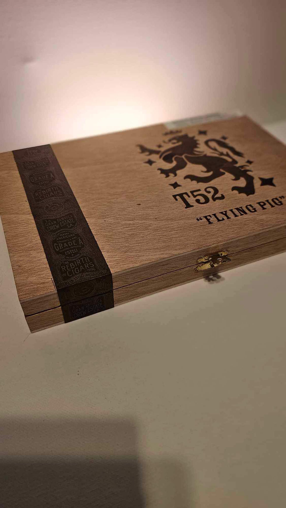 Thumbnail: 4 Wick Flying Pig Dual Cigar Box Candle 