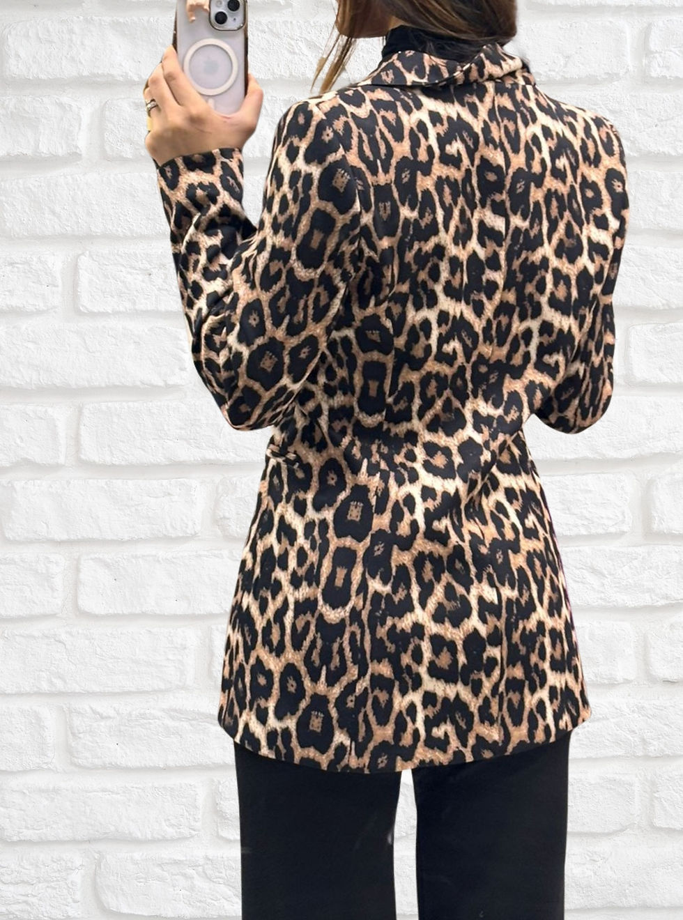 الصورة المصغرة: Leopar desenli, astarlı ve kulplu blazer ceket