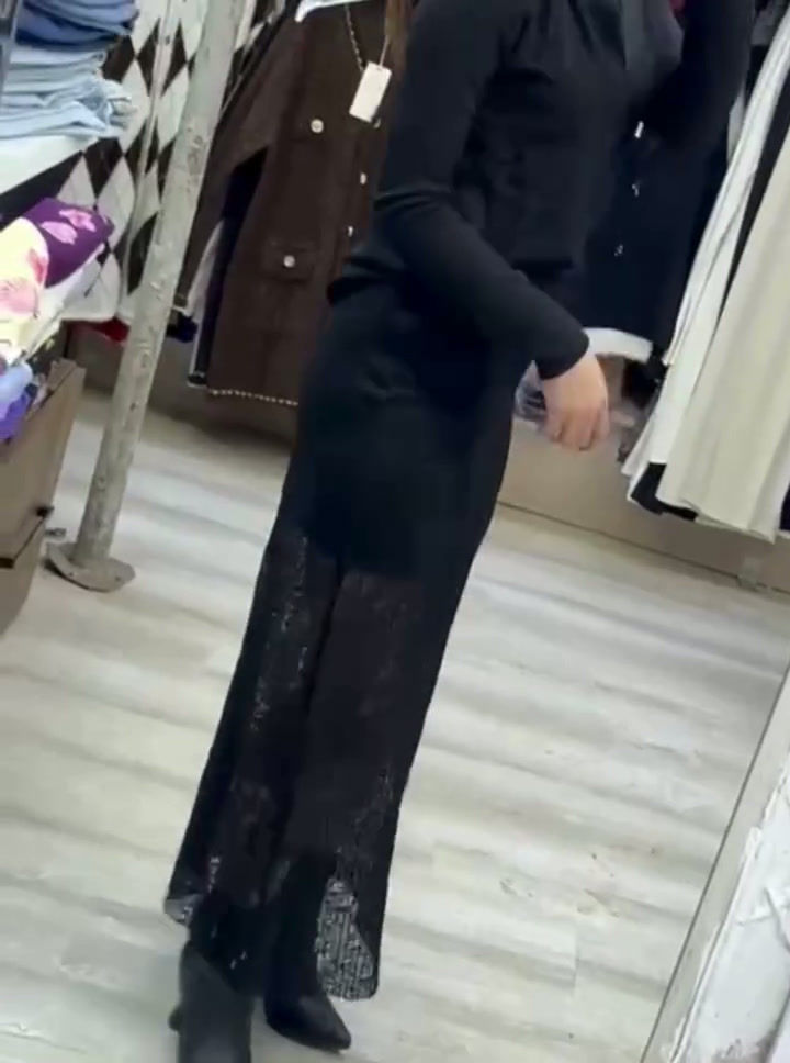 الصورة المصغرة: Güpür Dantel Etek & Bluz Takım