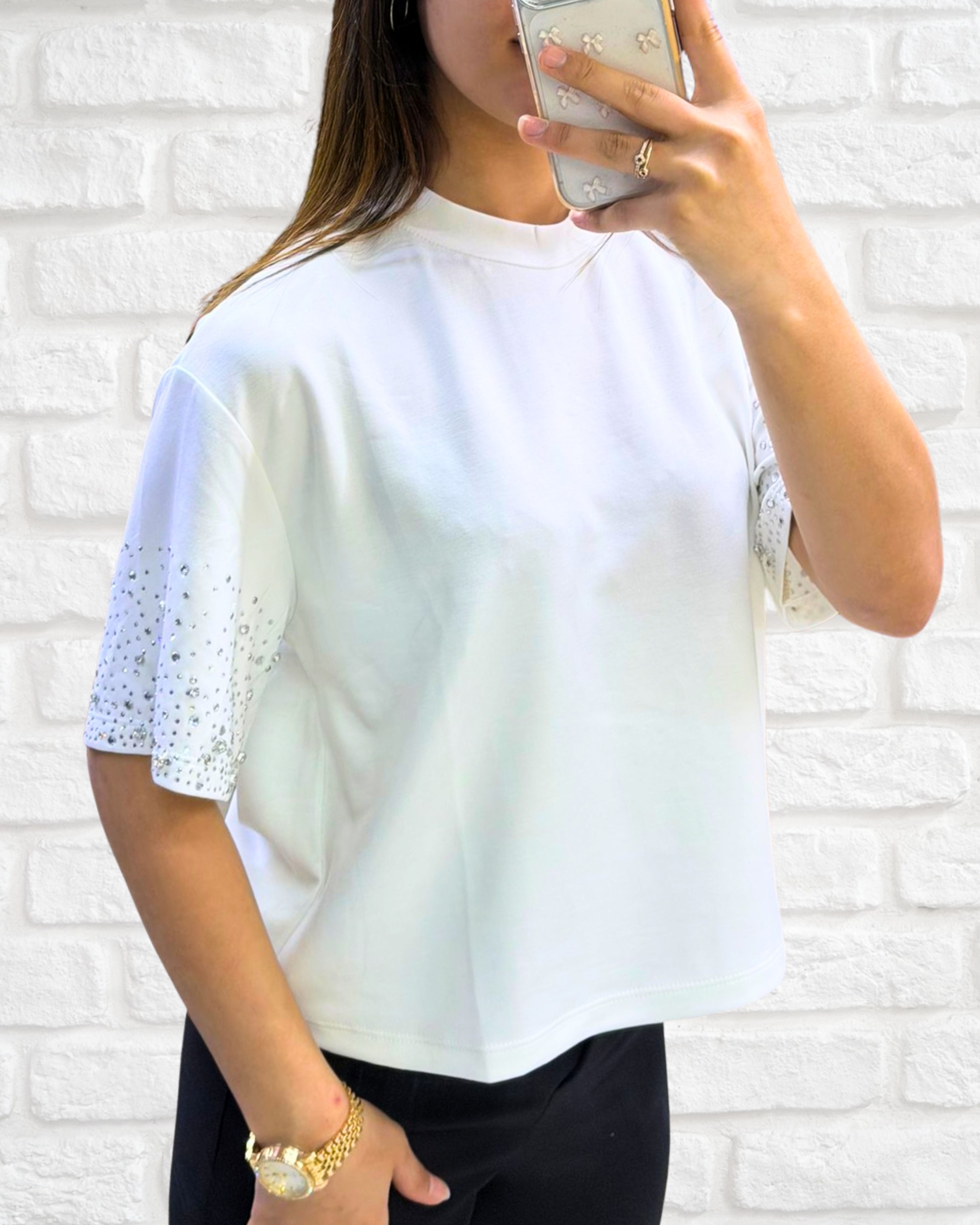 Kolu taş detaylı modal kumaş t-shirt