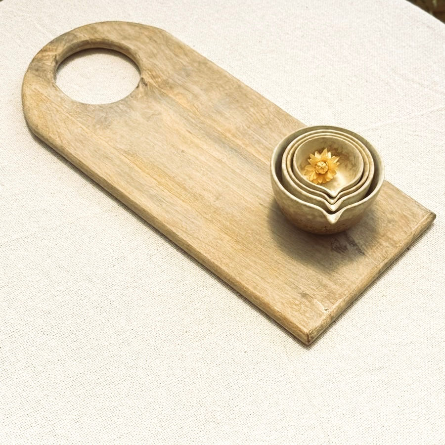 קרש עץ ידית עגולה