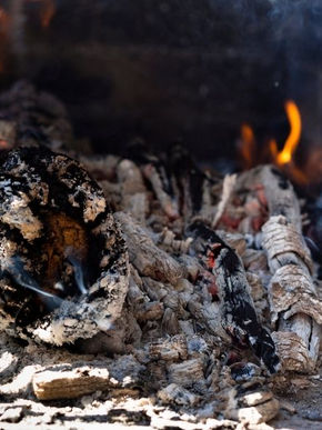 Brasas fuego Restaurante Carajo