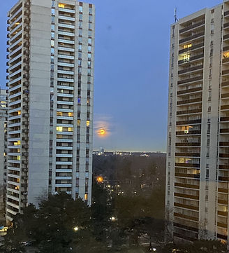 The moon illusion.jpg