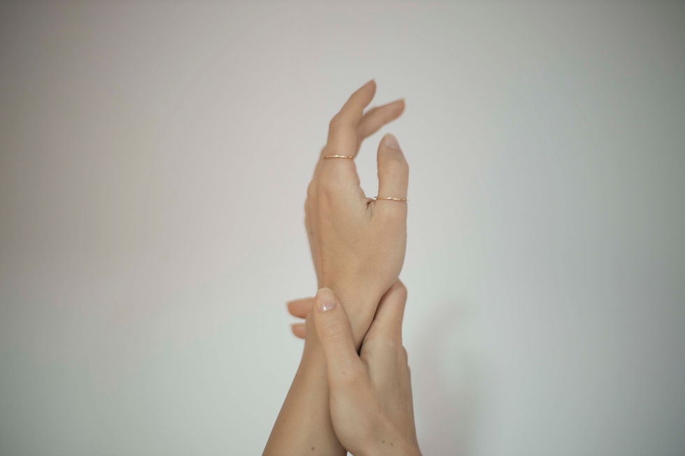 Thumbnail: Twin Rings in diamonds. 18kt Gold