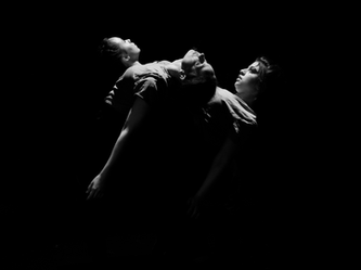 כשהספרות נעשית מופע