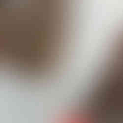 Finished view of curved wall with beautiful decorative plaster that provides depth and richness to the wall