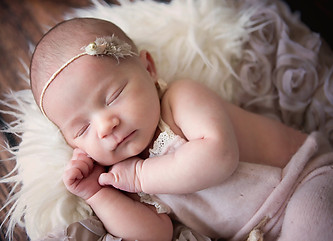 Kay newborn 2019_1211.jpg