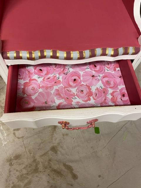 Thumbnail: Classy Pretty in Pink Nitestand