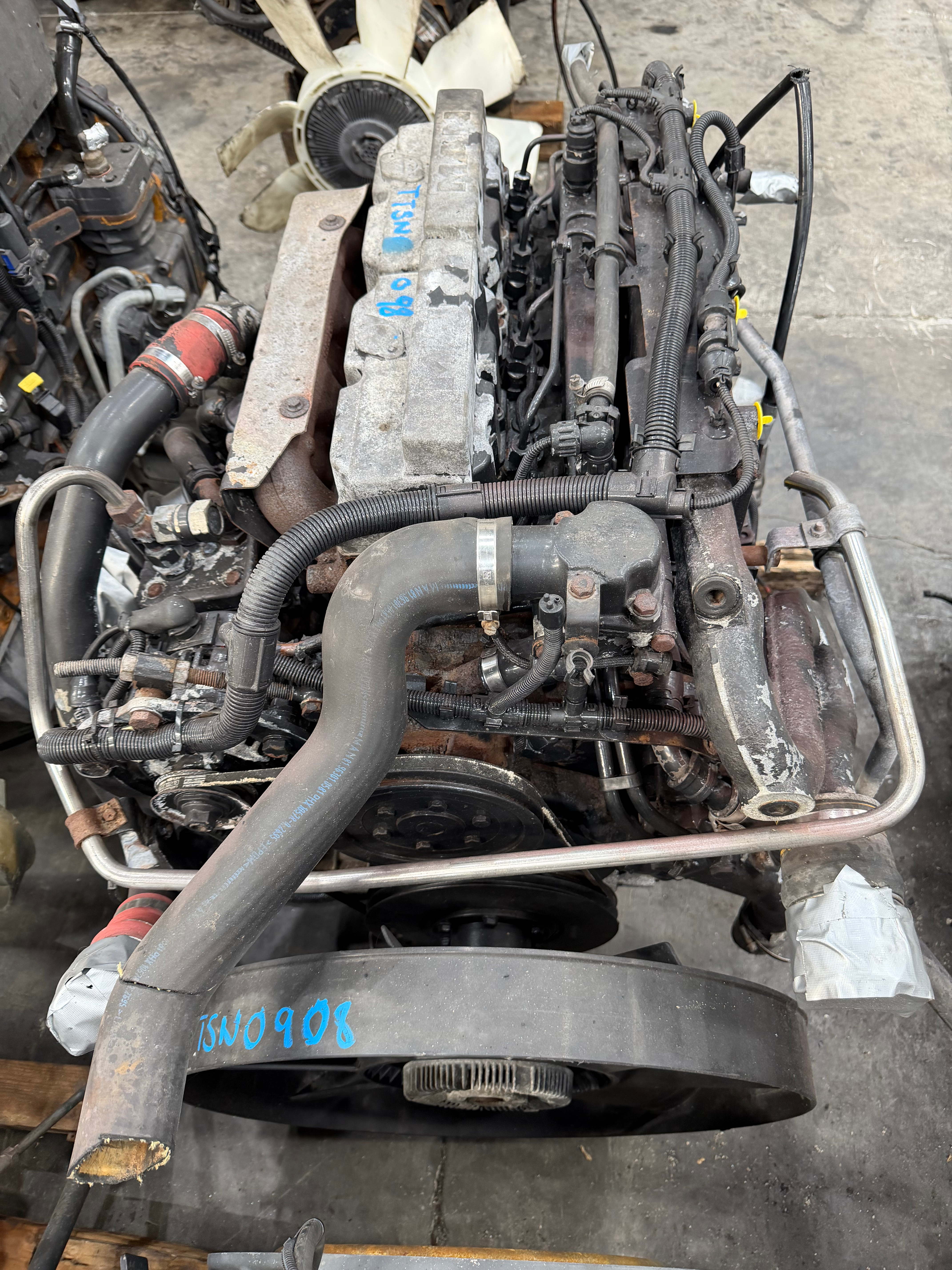 MAN D0834 ENGINE