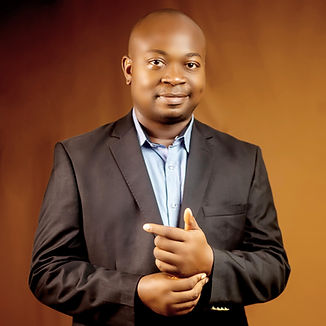 Dr Etuk prof pic 1.jpg