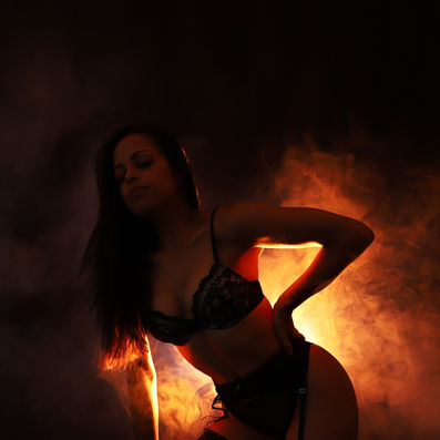 Lingerie, boudoir, body positive 