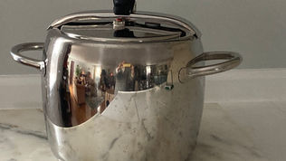 Italian Pressure cooker makes cooking beans easy!