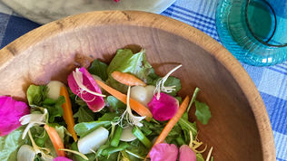 Eat the rainbow with flowers!