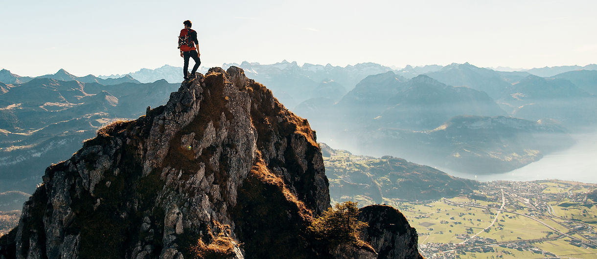 Bergsteiger auf dem Gipfel
