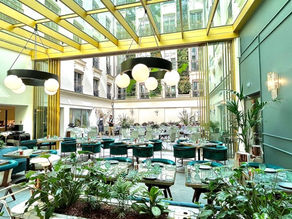 Le rooftop et le restaurant du nouvel Hôtel Kimpton St Honoré Paris