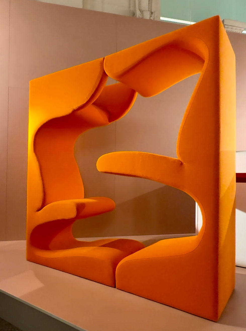 "L'intime, de la chambre aux réseaux sociaux" au Musée des Arts décoratifs