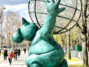 Le Chat déambule : l'exposition de Geluck sur les Champs-Elysées