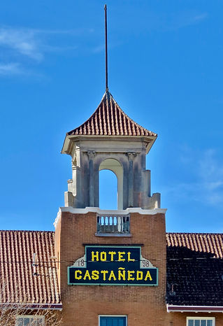 Castañeda Hotel