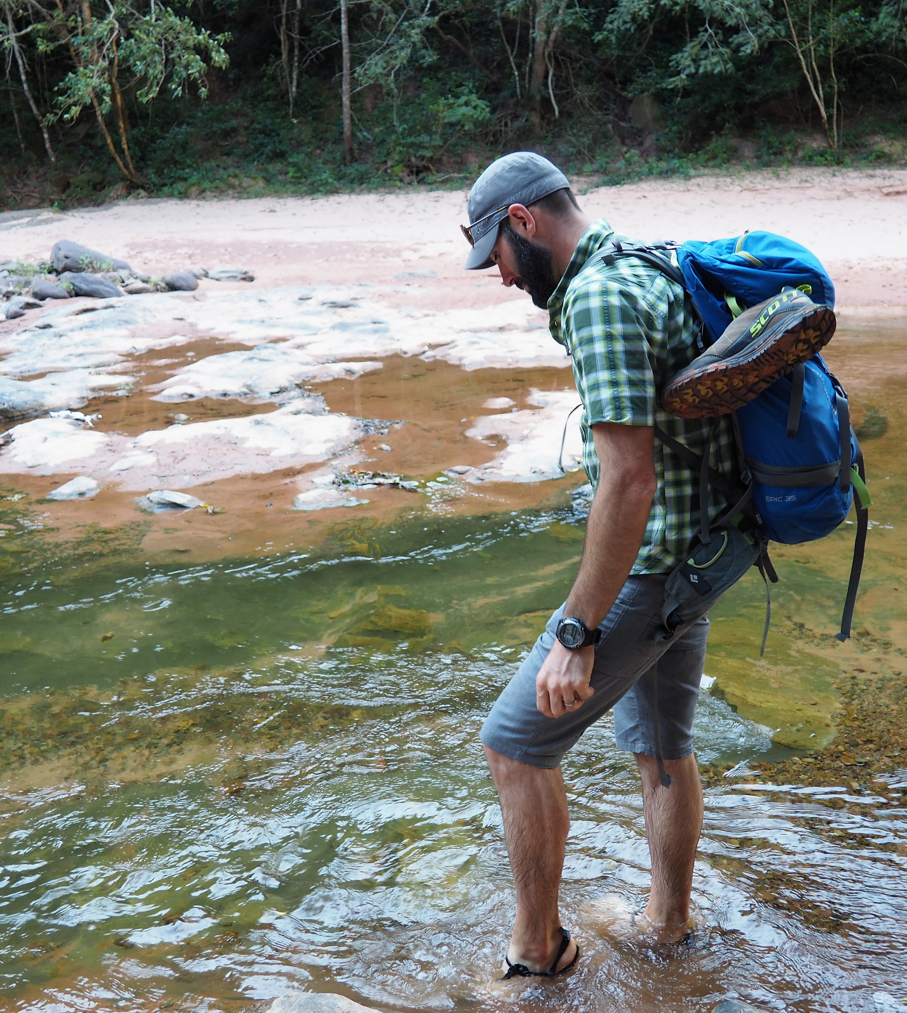 Amboro National Park hike