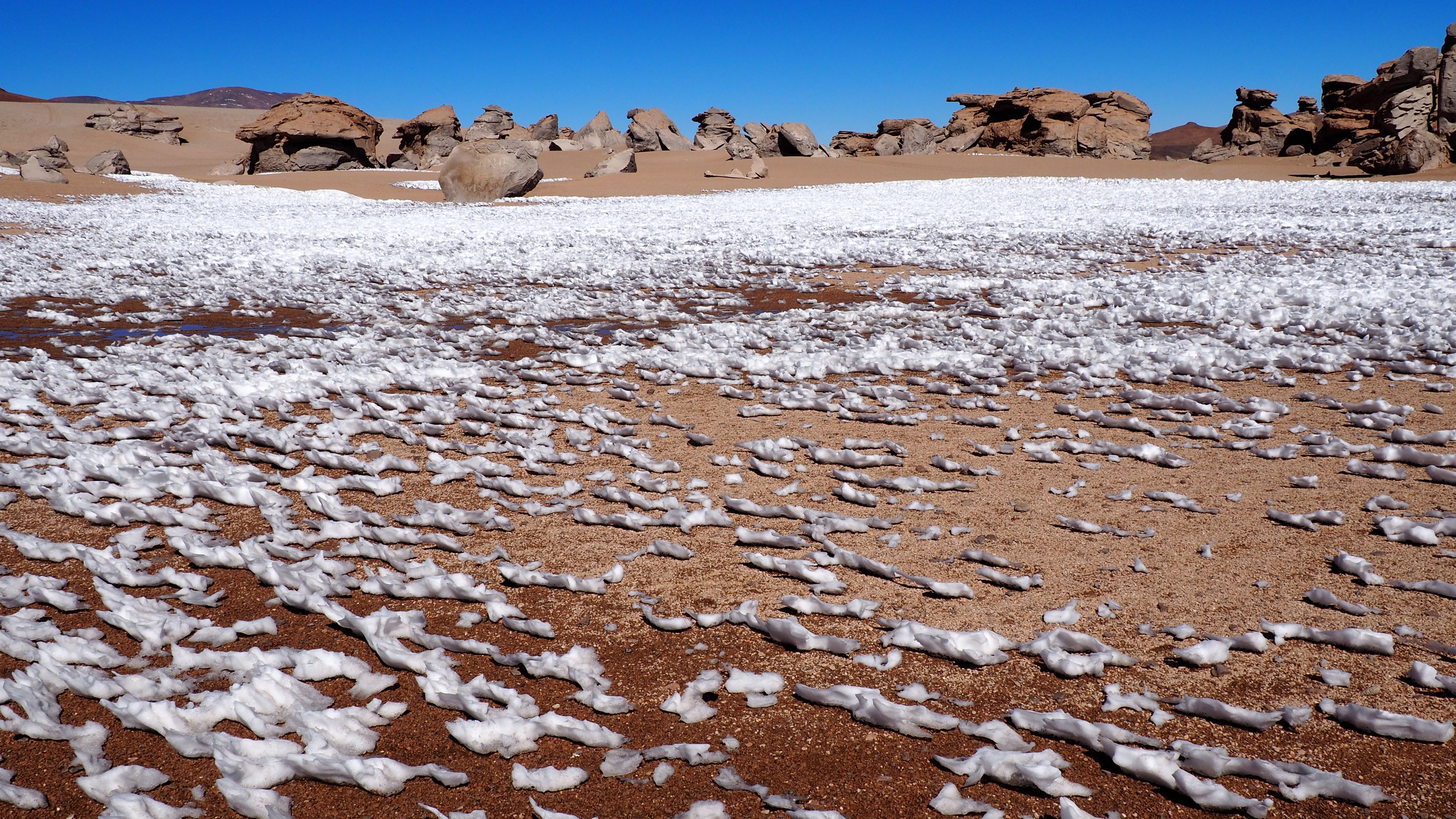 sublimating snow at Árbol de Piedra
