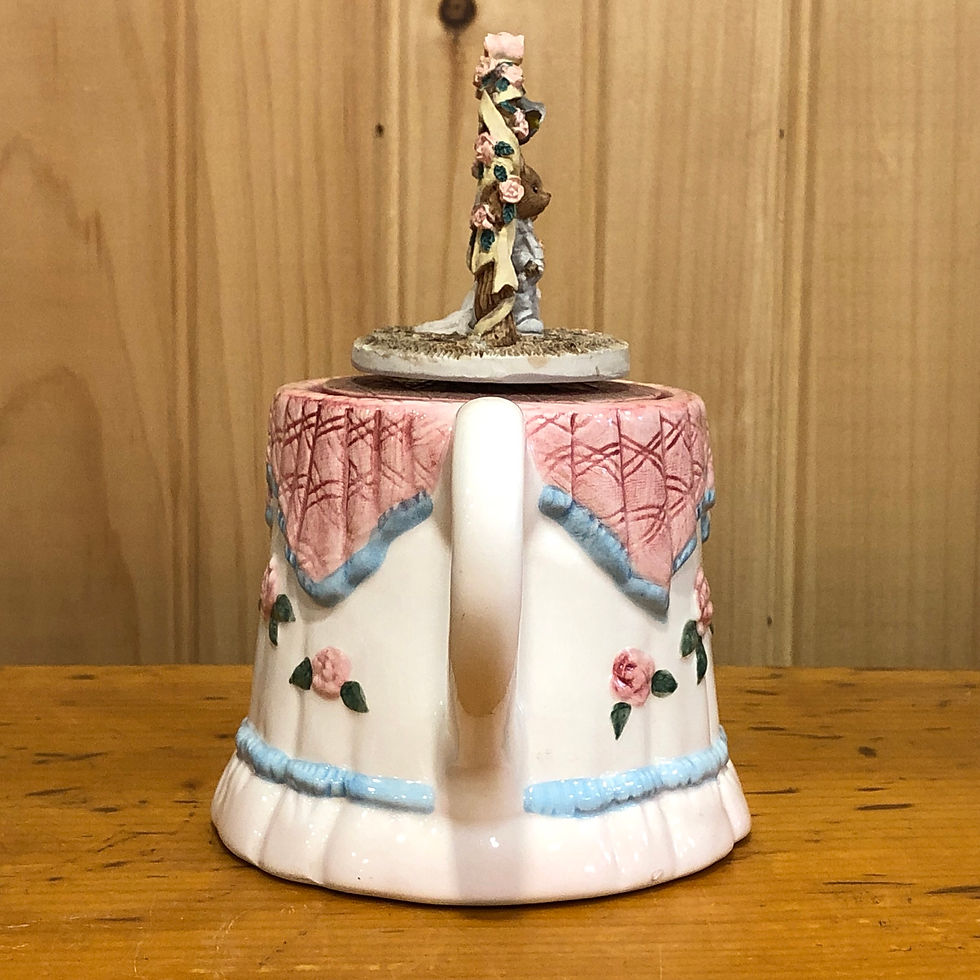 Thumbnail: Vintage Music Tea Pot