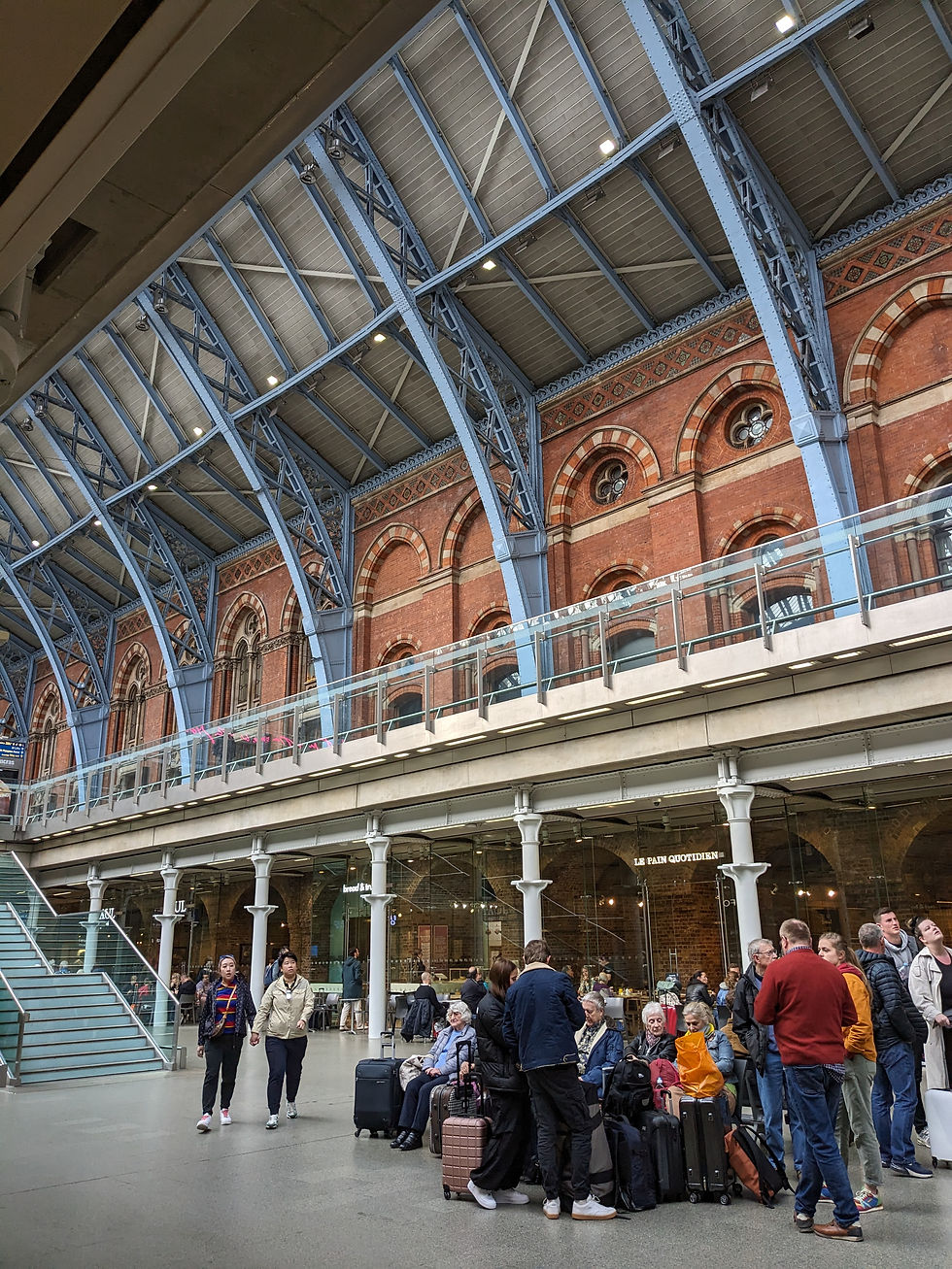 Vaulted roof inside the Eurostar Terminal, London St Pancras