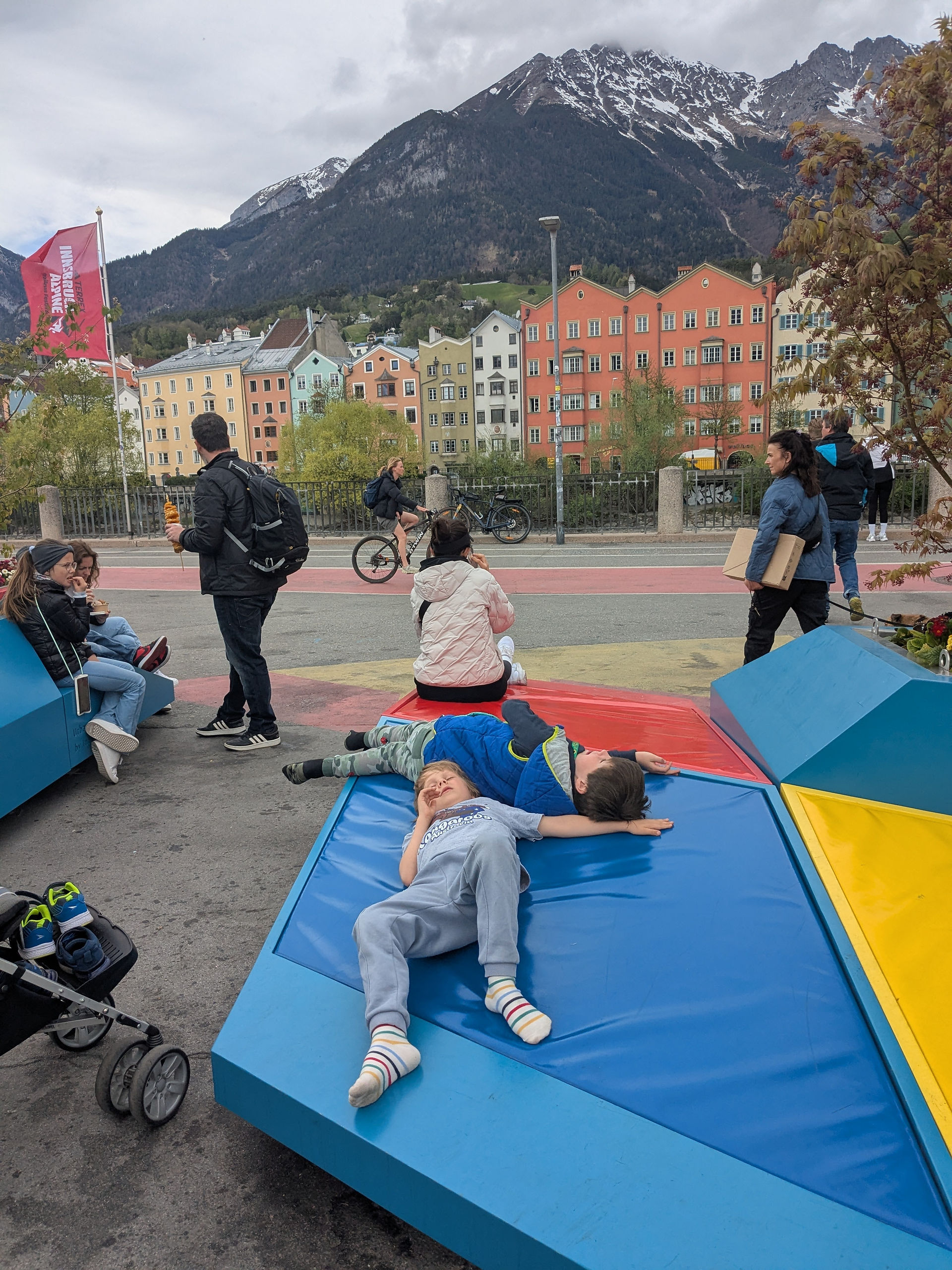 Relaxing at the Innsbruck Easter Market