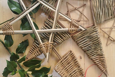 Willow Christmas stars and trees