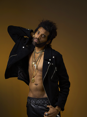 Actor Kelvin Taylor, Australia, New Zealand, African American, IMDB, Wikipedia, Miami Vice, Spartacus, Power Rangers, Ash Vs Evil Dead, Power, Starz, Emmy Nominated, International