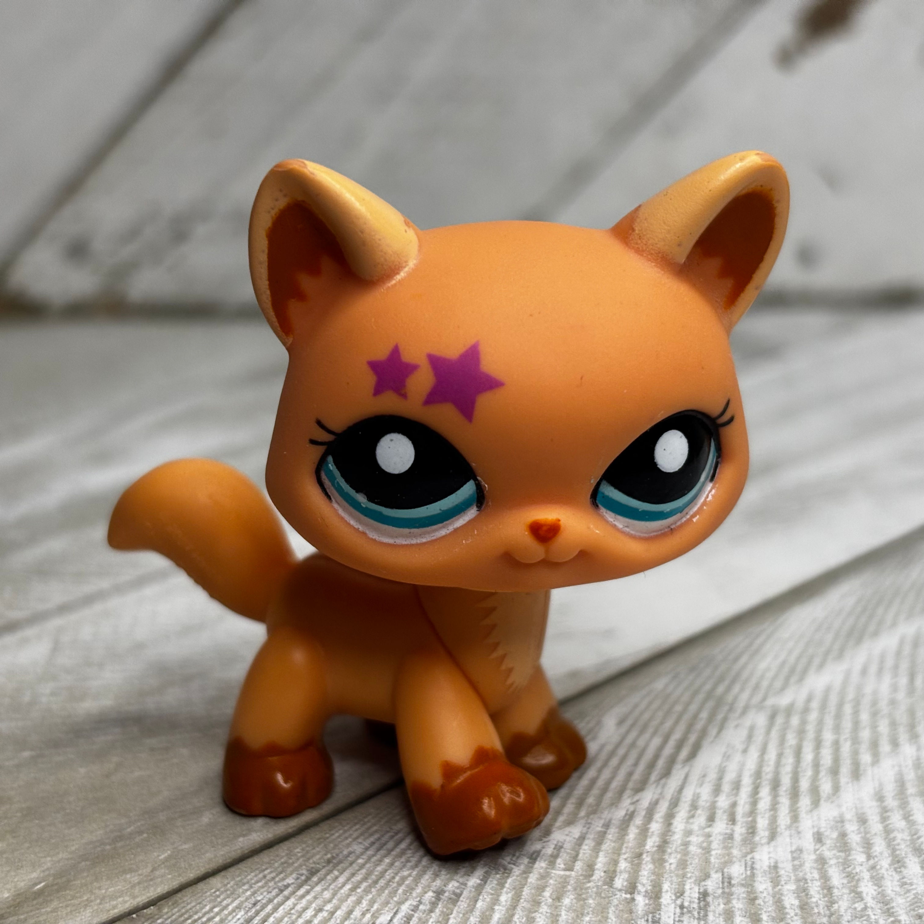 RARE LPS Authentic Walking Cat