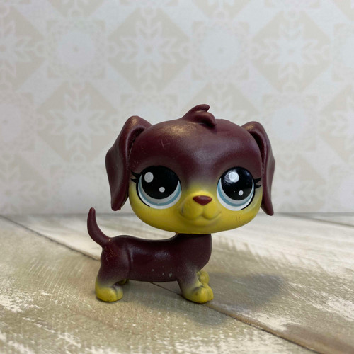 LPS Authentic Dachshund The LPS Stop