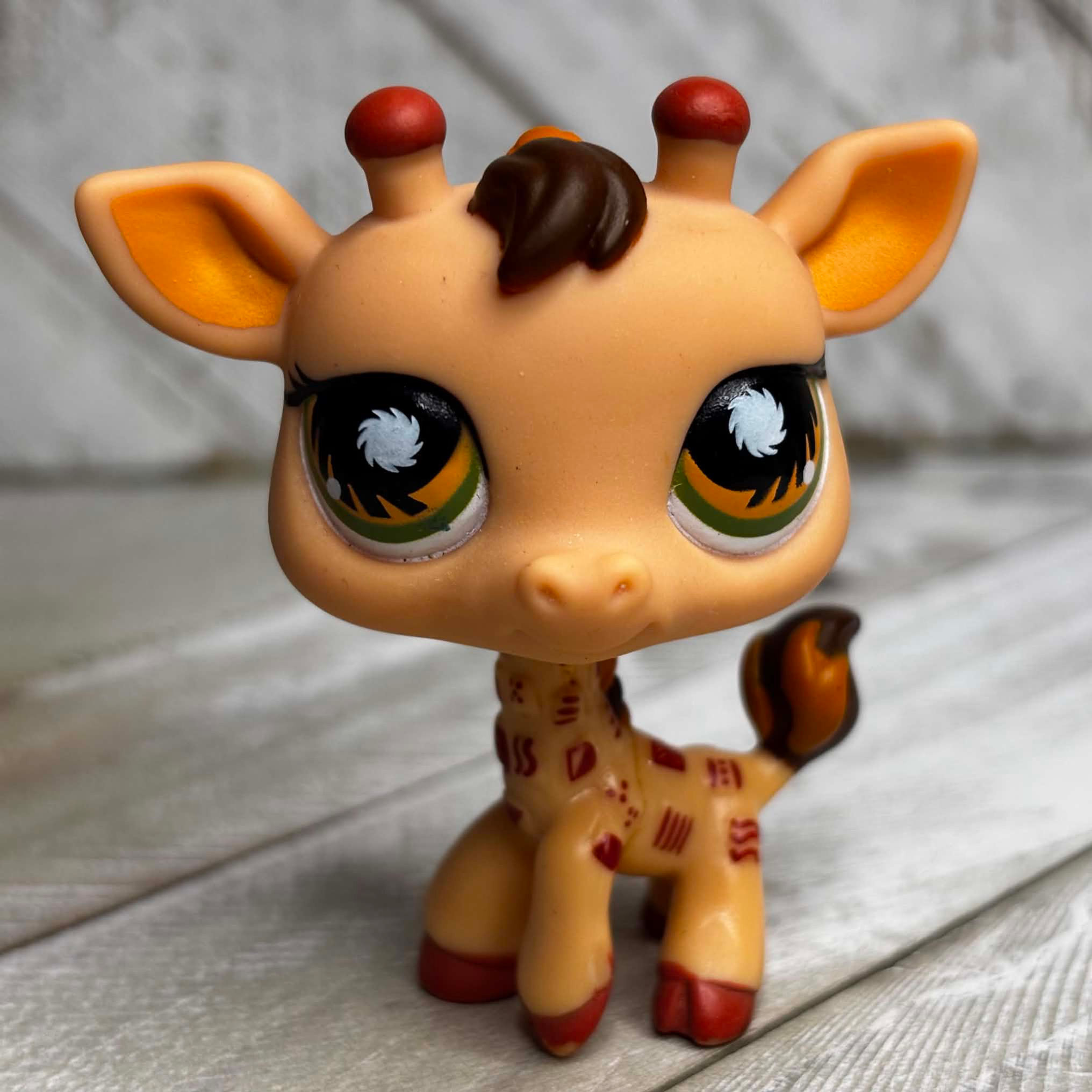RARE LPS Authentic Giraffe 