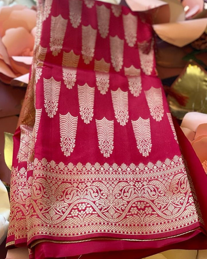 Thumbnail: Red Banarasee kathan