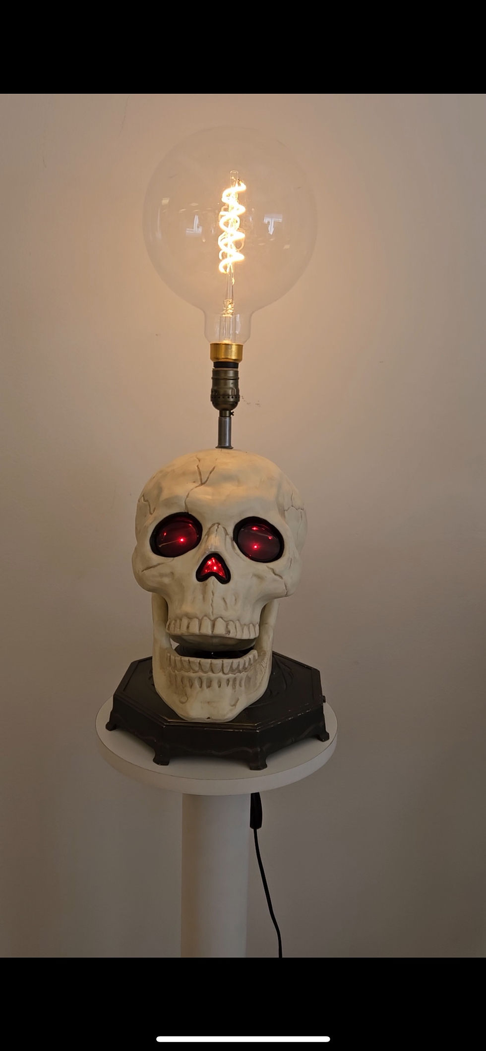 custom skull lamp