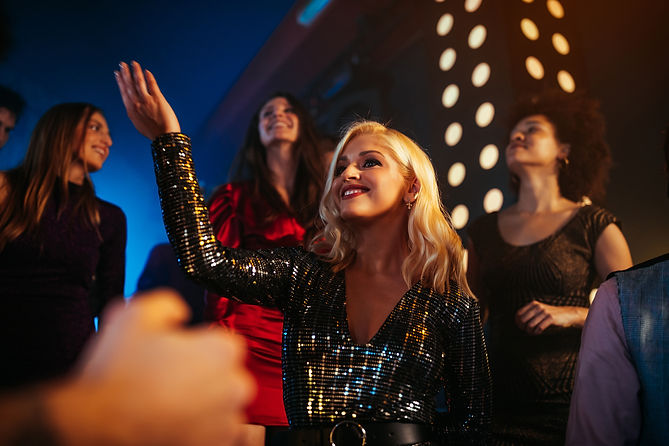 she-s-a-disco-dancer-2024-10-18-04-33-12-utc.jpg