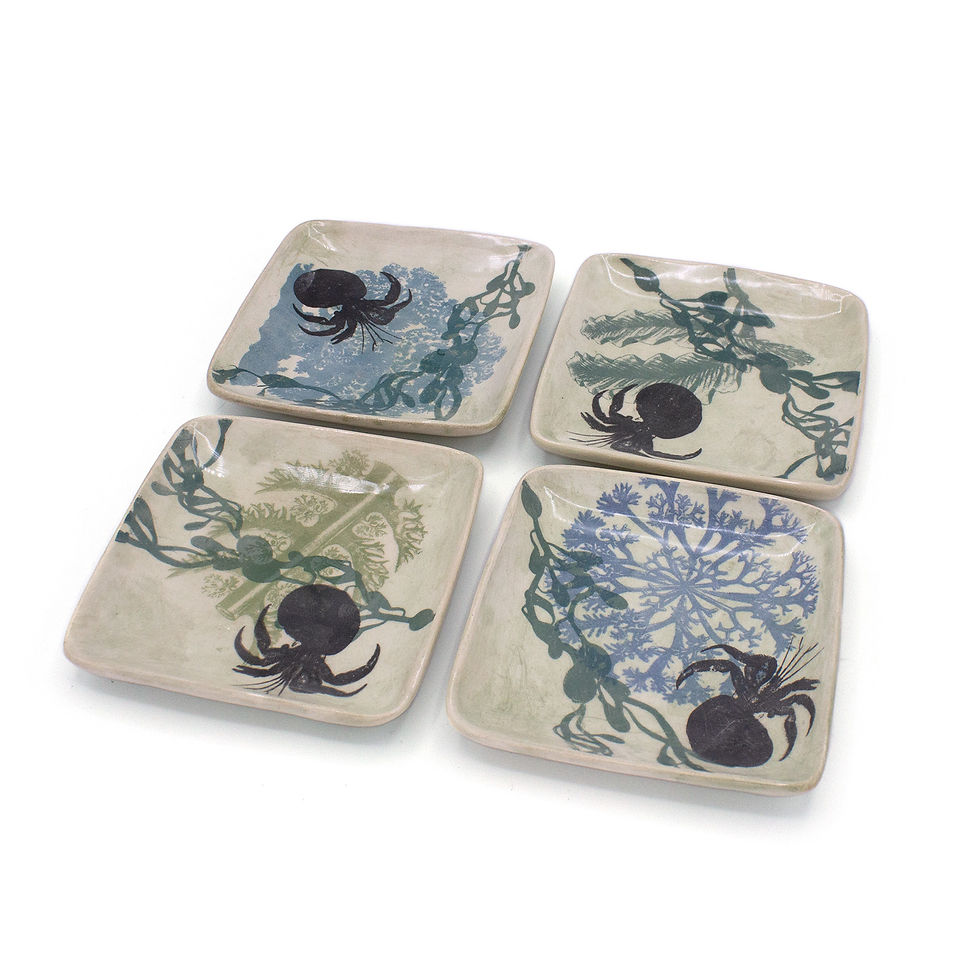 Thumbnail: Hermit Crab Small Plate Set