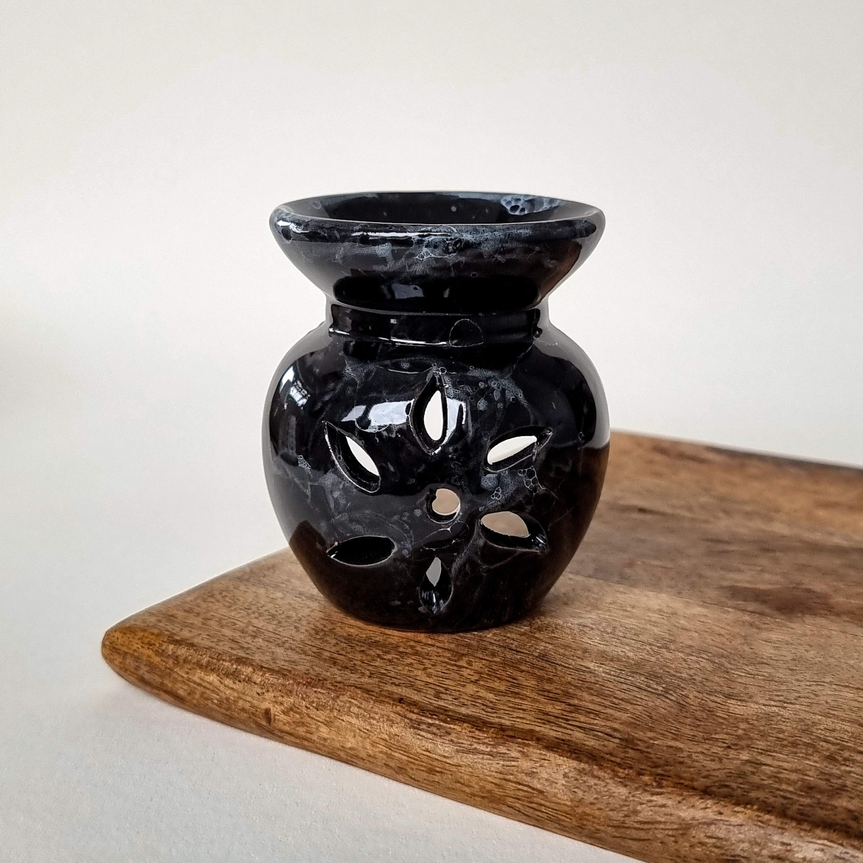 Difuzor aromaterapie, vas din ceramica, negru