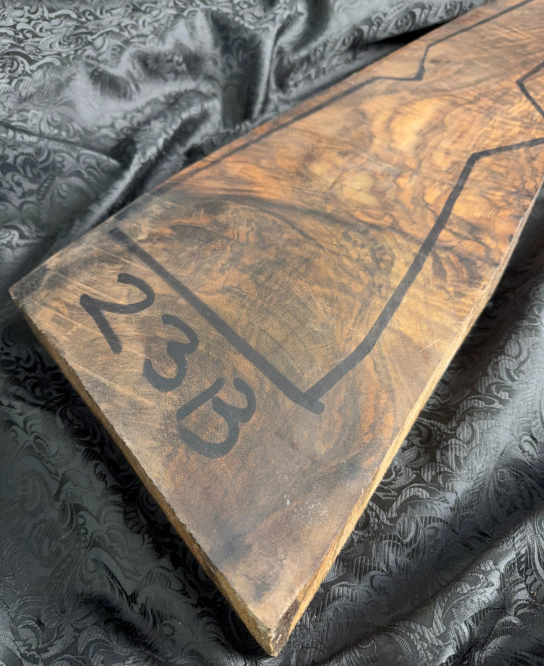 K-23 Turkish walnut rifle blank - butt end front