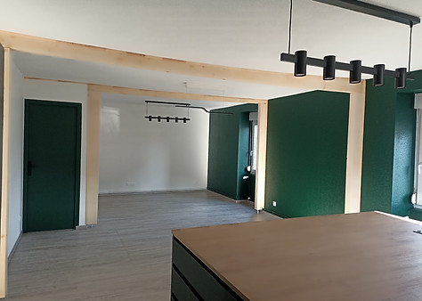 portique-bois-peinture.jpeg