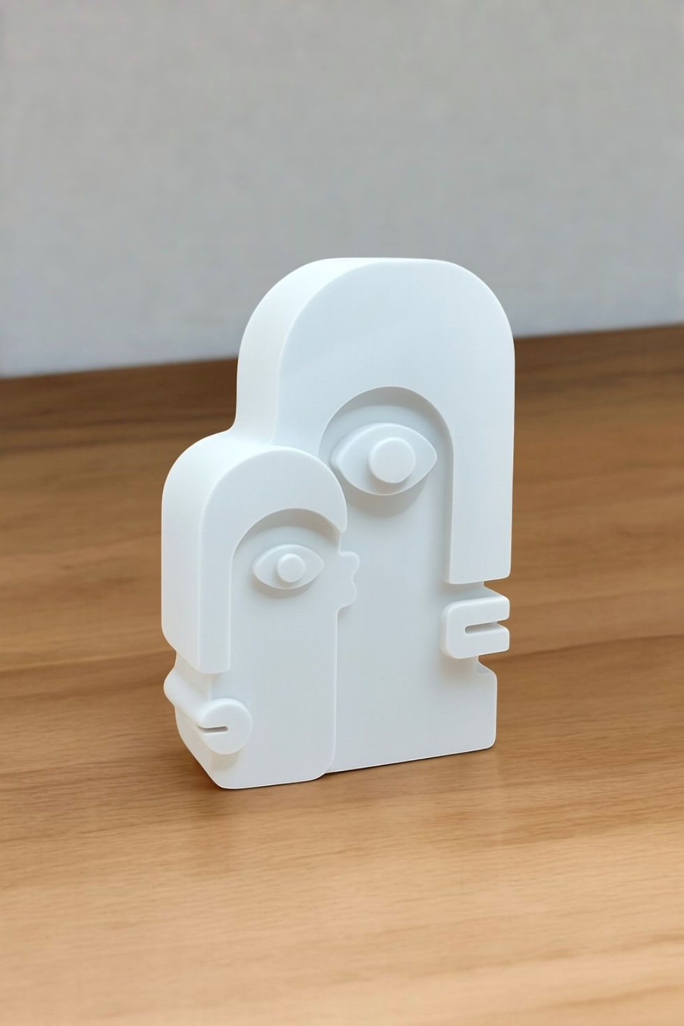 Miniature : Sculpture visage abstrait en Jesmonite – 2 profils