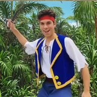 Jake the Pirate character performer for pirate birthday parties and children’s events in Miami and South Florida