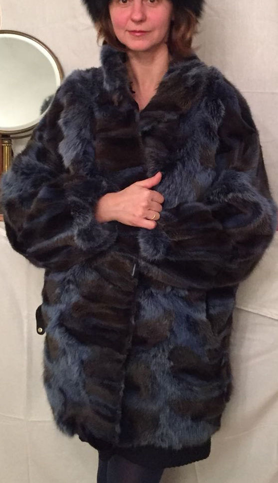 Thumbnail: Manteau fourrure renard teint en bleu