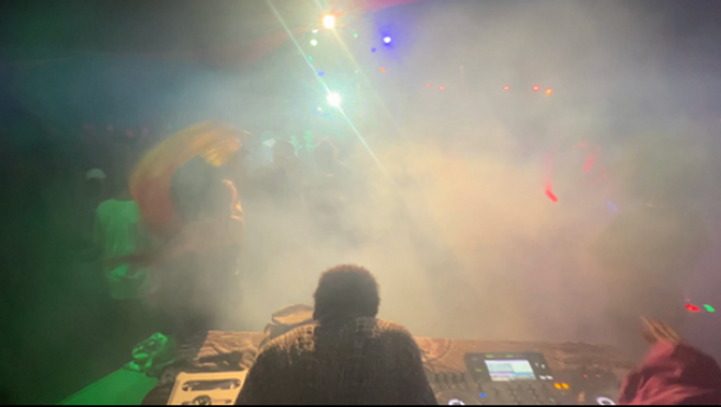 #1 photo to replace foto for gallary.png