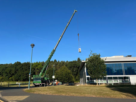 Crane lifting condensing unit