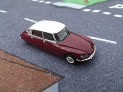 Citroën DSuper 1/87ème