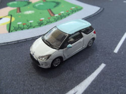 Citroën DS3 1/87ème