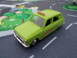 Renault R6 Auto-Ecole 1_43ème