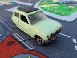 Renault 5 1_43ème