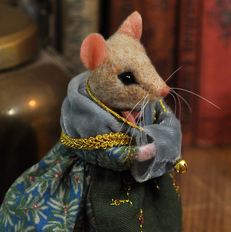 Miniature : Little Mrs Dormouse